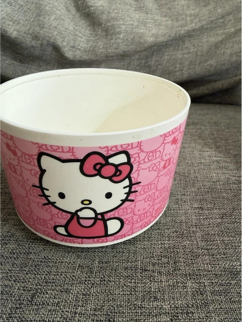 Tupperware Limited Edition Hello Kitty One Touch Collection Set Of 3 NO LIDS
